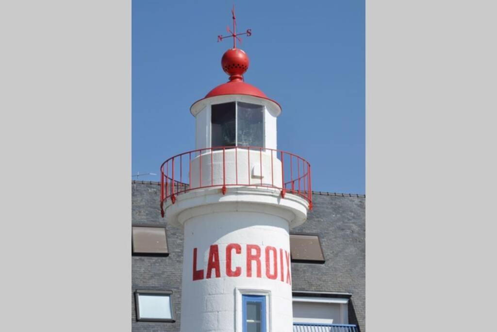 Le Phare De La Croix Pleine Vue Mer Centre Ville كونكارنو المظهر الخارجي الصورة