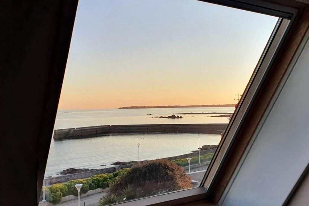 Le Phare De La Croix Pleine Vue Mer Centre Ville كونكارنو المظهر الخارجي الصورة